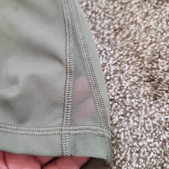 Lululemon Train Times Short In Sage Size 4 - Picture 10 of 10